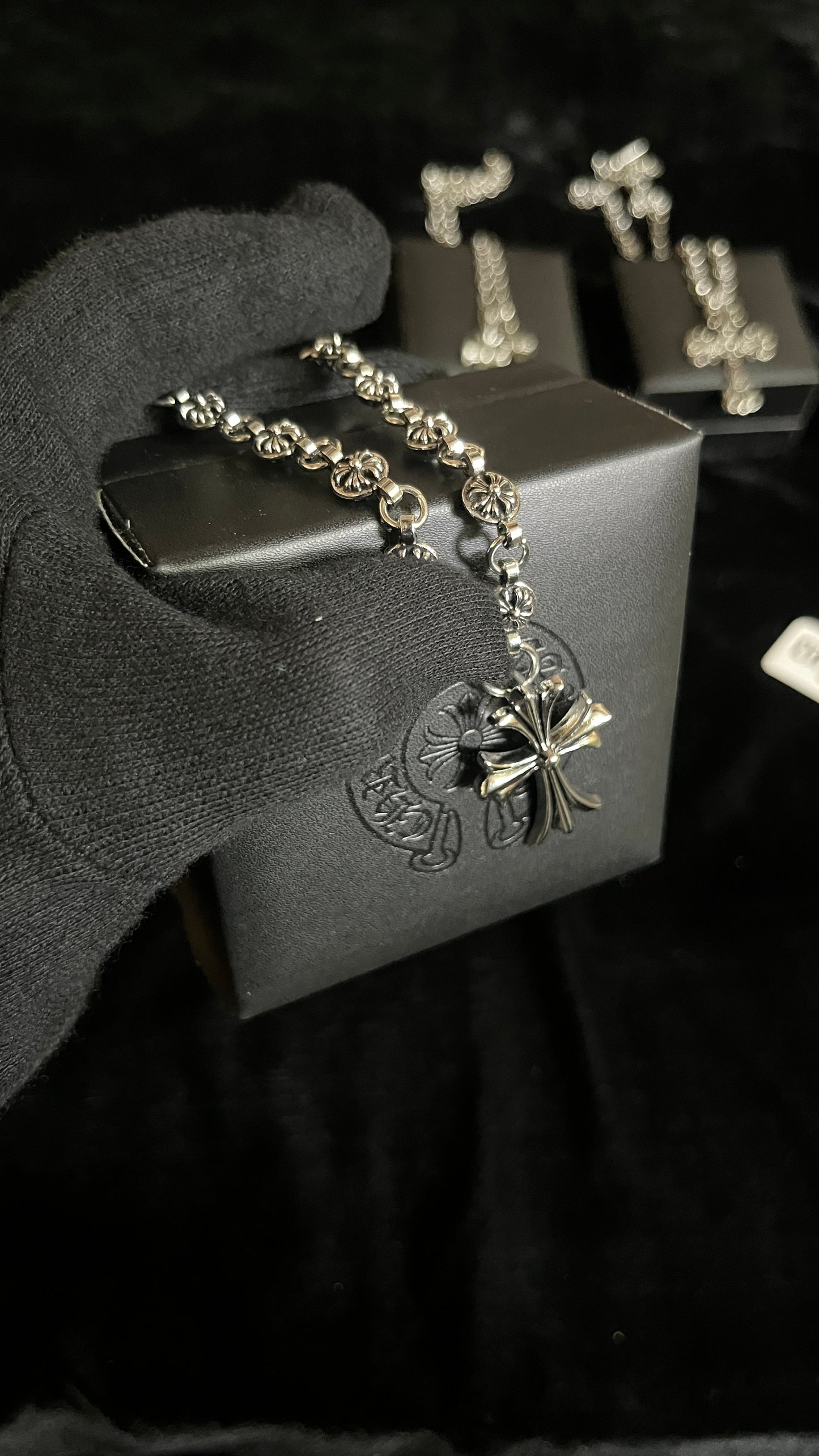Cross - neck chain