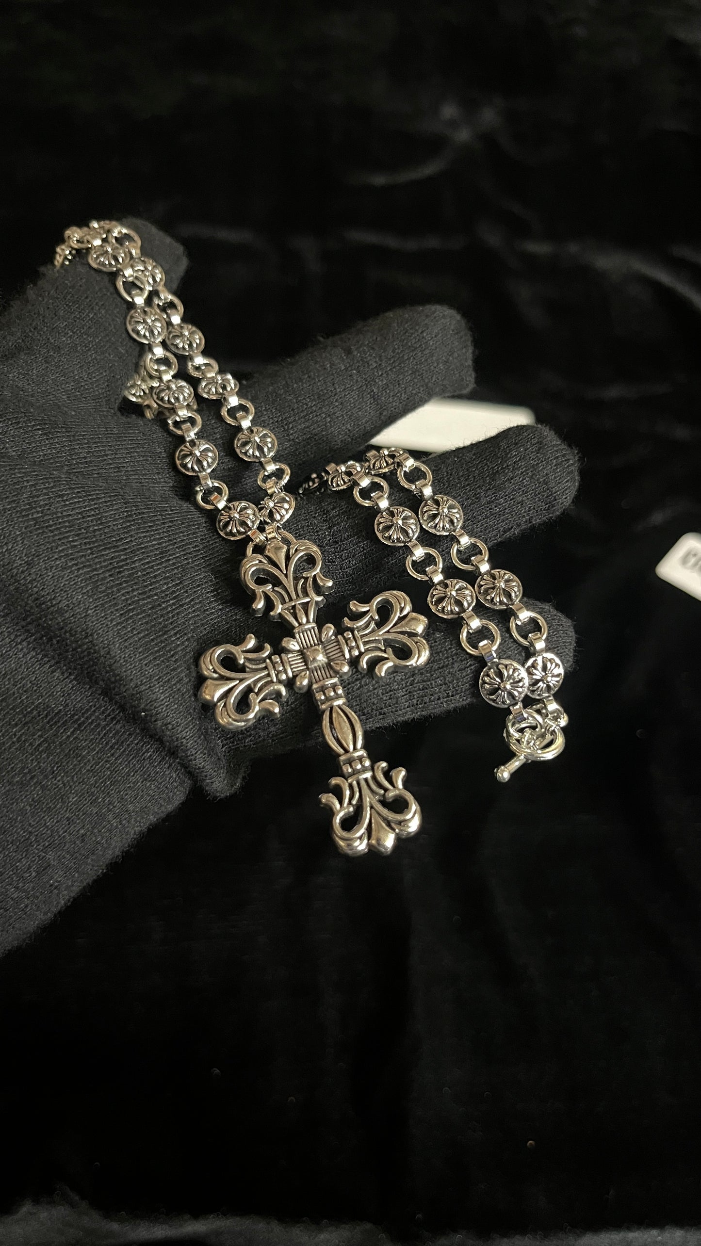 Cross - neck chain III