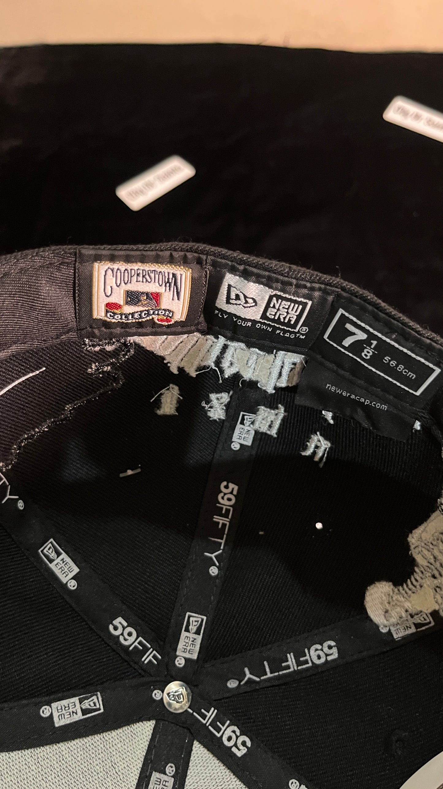 NE - Phillies cap (limited edition)
