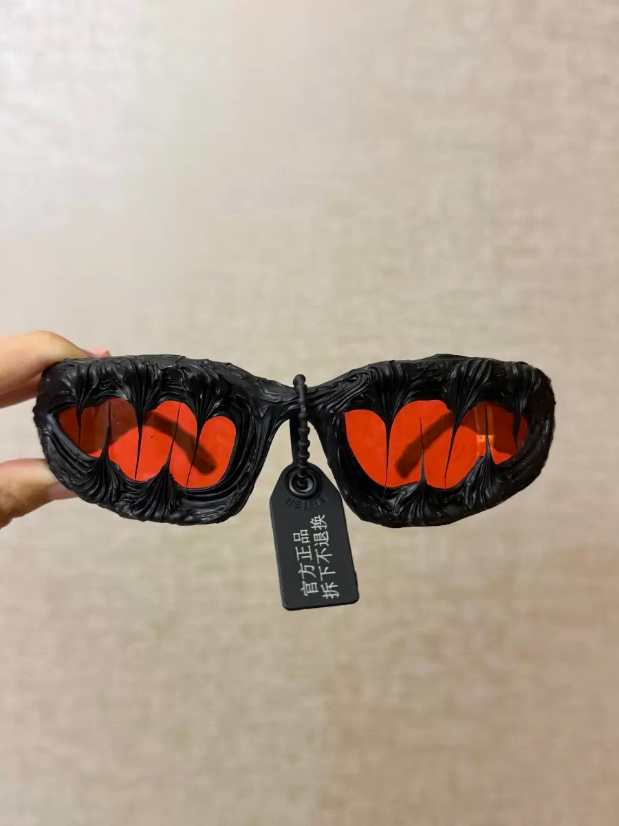 Venom Y2K Sunglasses (Black)